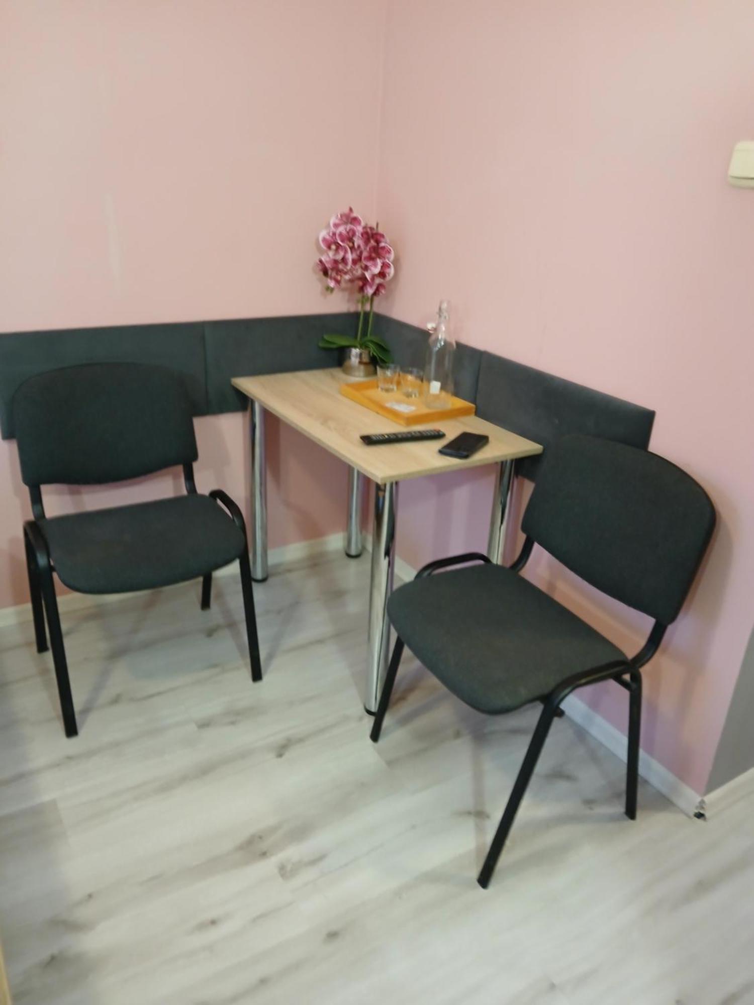 Dom Brama Mazur Acomodação com café da manhã Ostróda Exterior foto